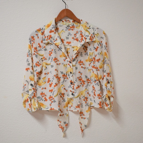 Lily White Fox Print Crop Top - Picture 1 of 3